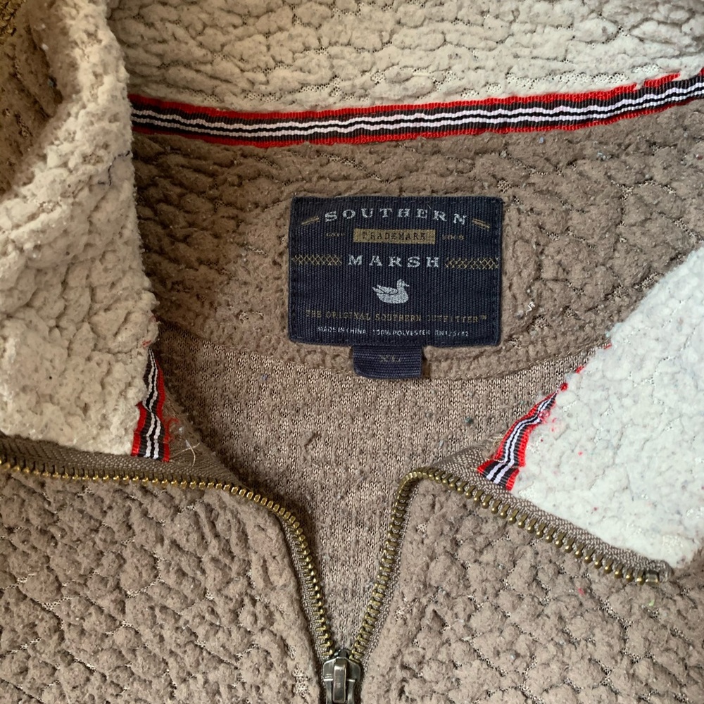 Men’s Southern Marsh half zip pullover XL